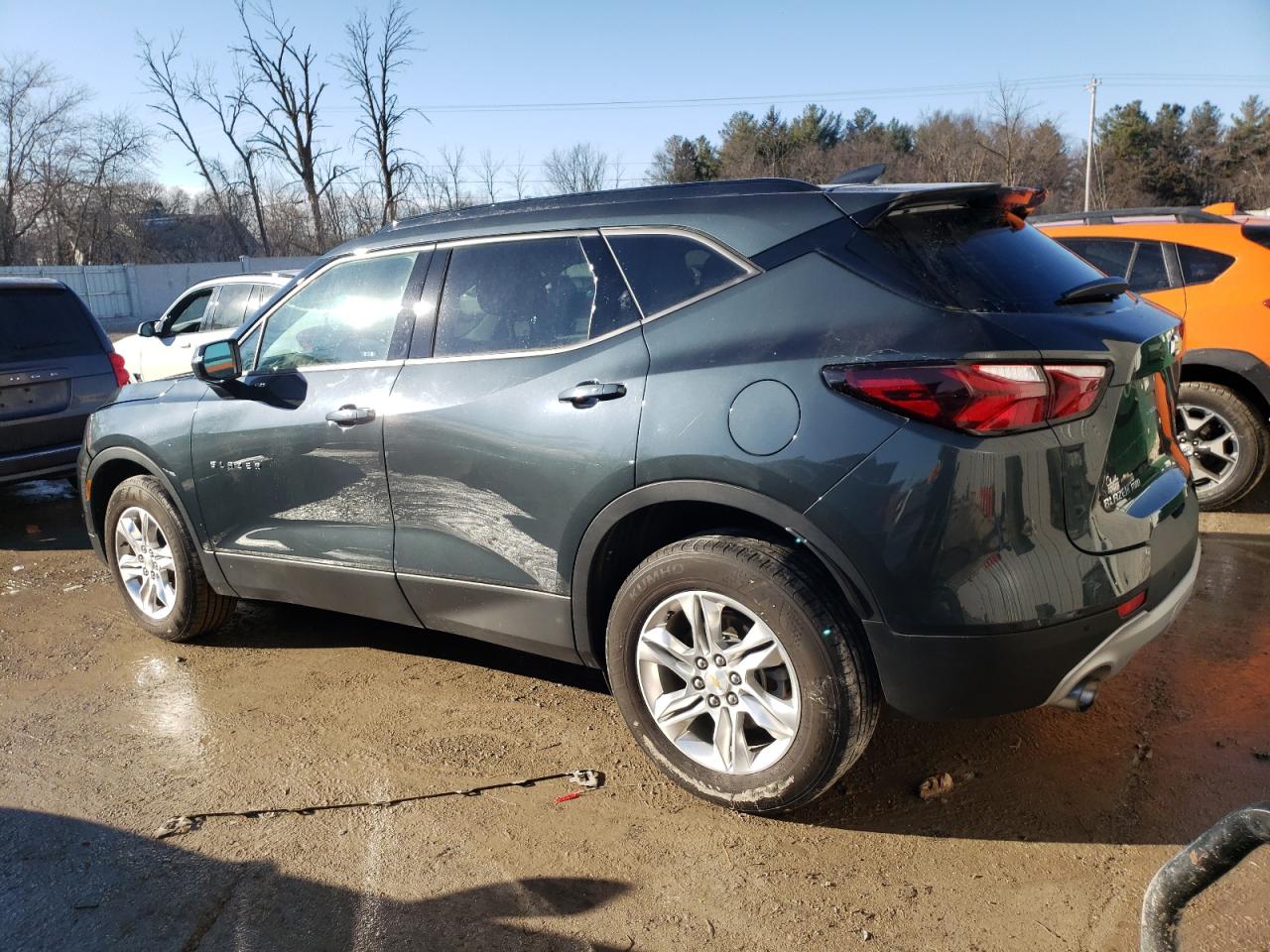 2019 Chevrolet Blazer VIN 3GNKBGRS2KS601493 Copart auction photo, front end damage thumbnail 2