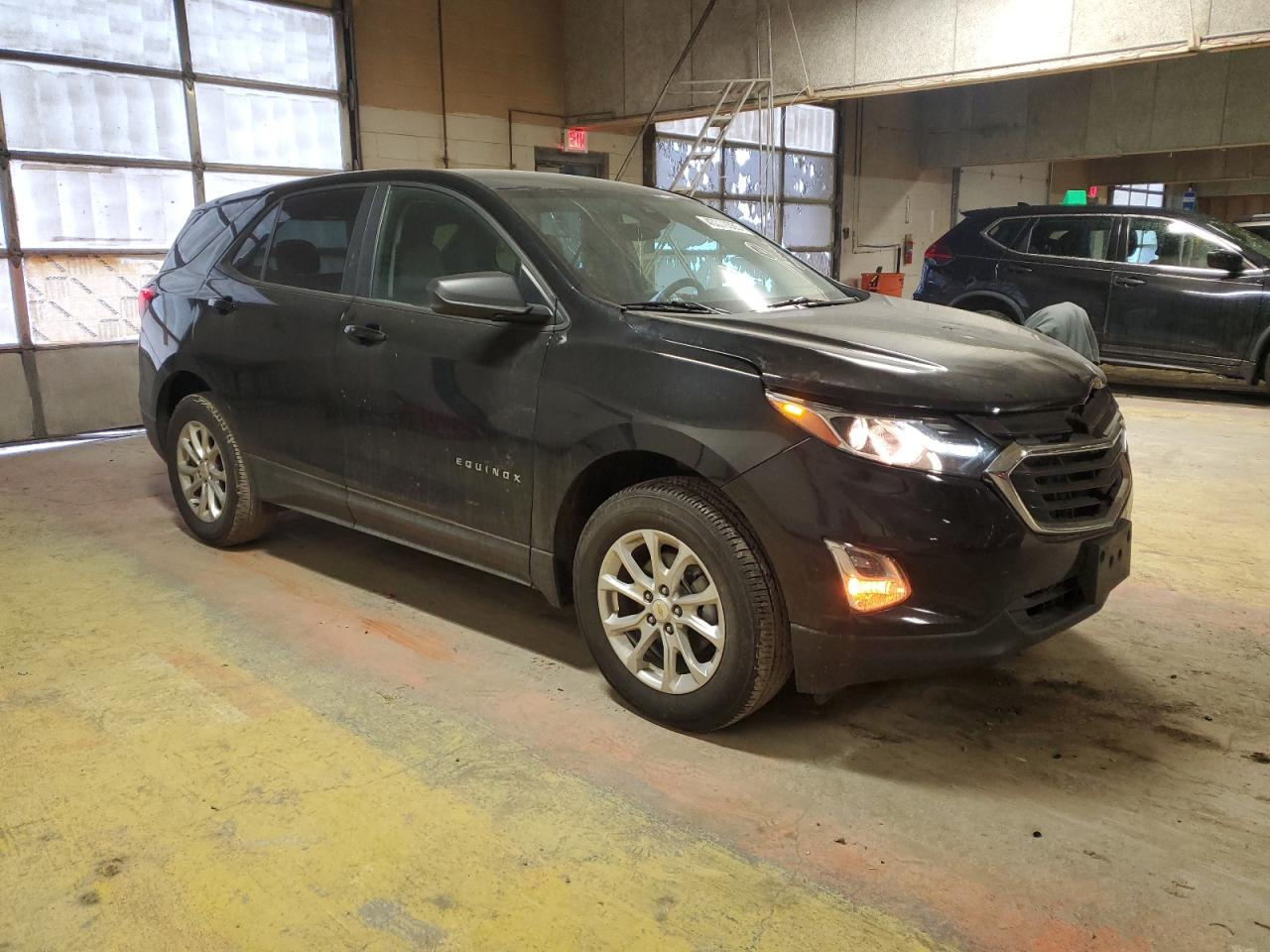 2020 Chevrolet Equinox VIN 2GNAX5EV5L6258194 Copart auction photo, front end / mechanical damage thumbnail 4