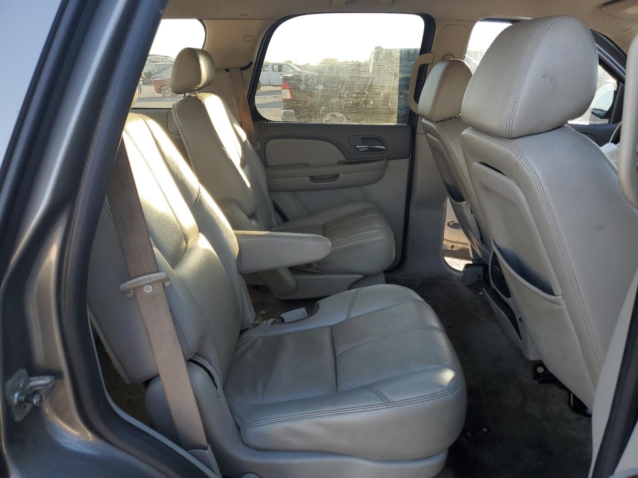 2009 Chevrolet Tahoe VIN 1GNFK23099R214447 Copart auction photo, front end damage thumbnail 11