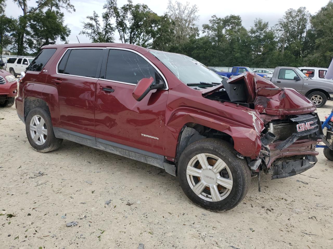 2016 GMC Terrain VIN 2GKFLSEK9G6186697 Copart auction photo, front end / minor dent/scratches damage thumbnail 4