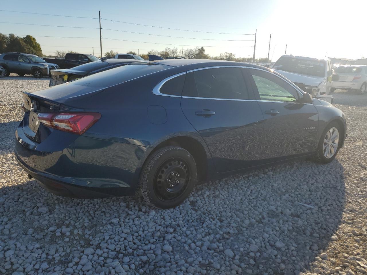 2019 Chevrolet Malibu VIN 1G1ZD5ST4KF158947 Copart auction photo, front end / minor dent/scratches damage thumbnail 3