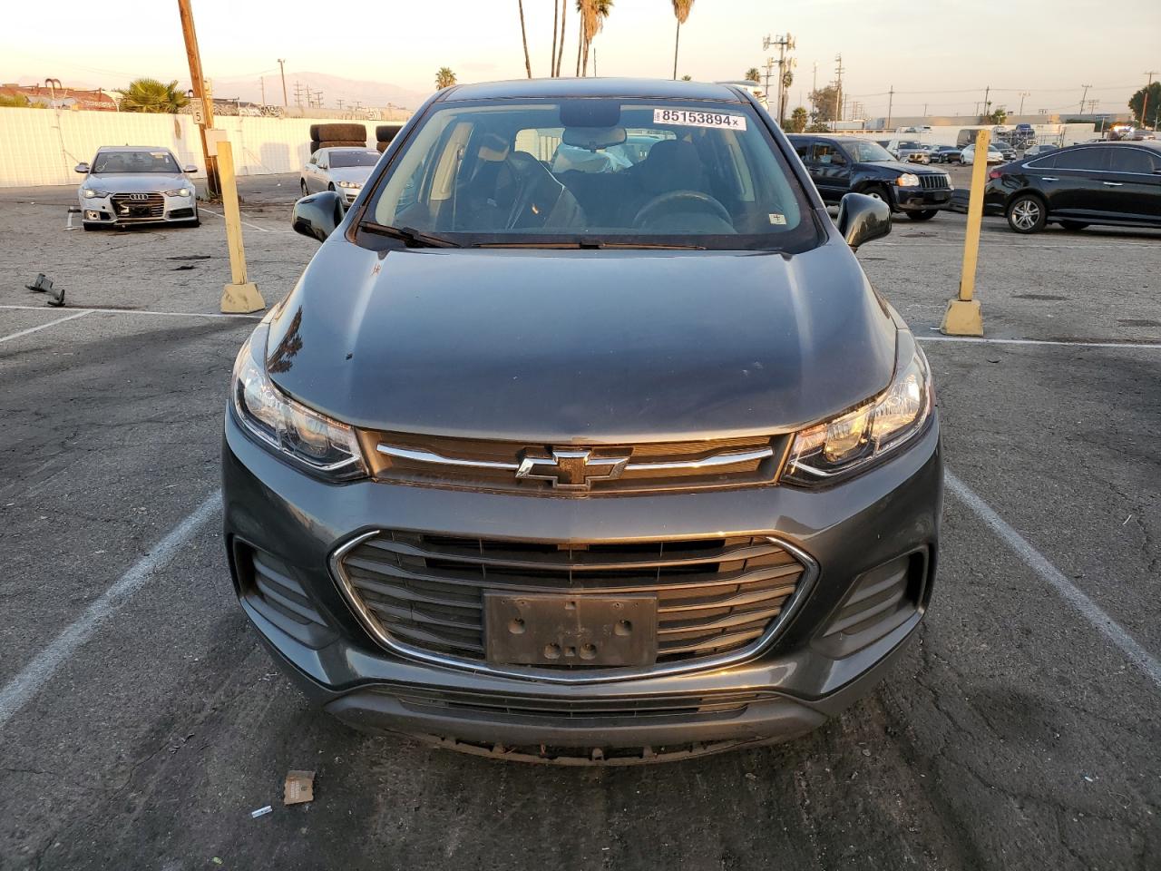 2019 Chevrolet Trax VIN 3GNCJKSB0KL352996 Copart auction photo, rear end / minor dent/scratches damage thumbnail 5