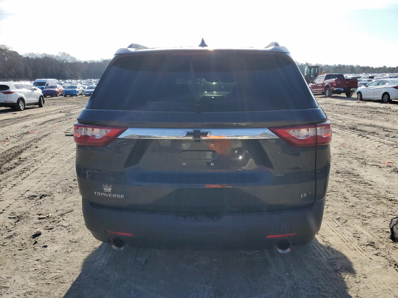 2020 Chevrolet Traverse VIN 1GNERGKW2LJ113380 Copart auction photo, front end / side damage thumbnail 6
