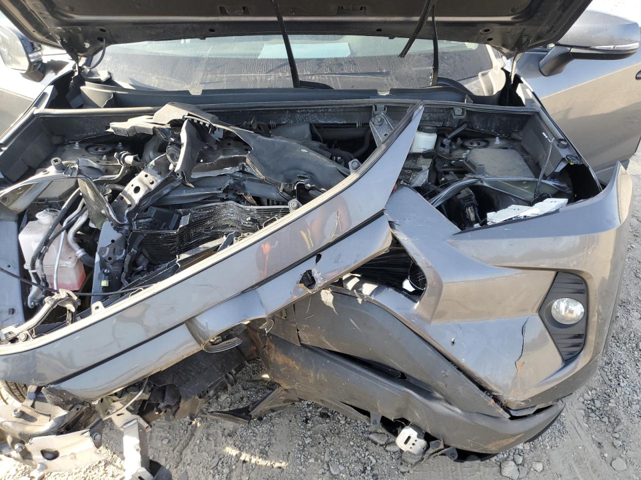 2021 Toyota RAV 4 VIN 2T3P1RFV9MC167897 Copart auction photo, front end / minor dent/scratches damage thumbnail 13