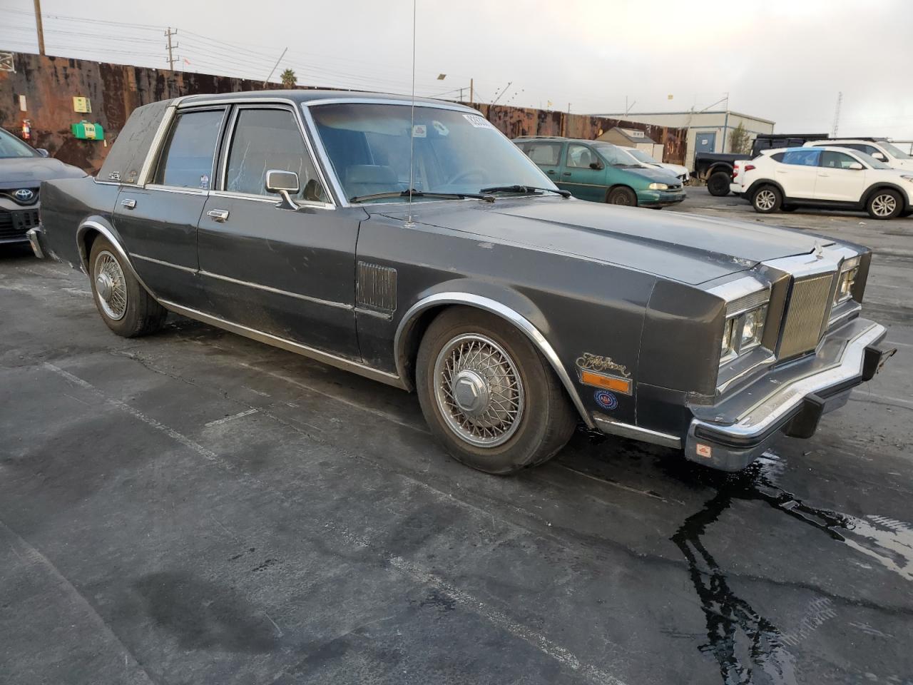 1987 Chrysler Fifth Avenue VIN 1C3BF66P7HW121393 Copart auction photo, mechanical / minor dent/scratches damage thumbnail 4