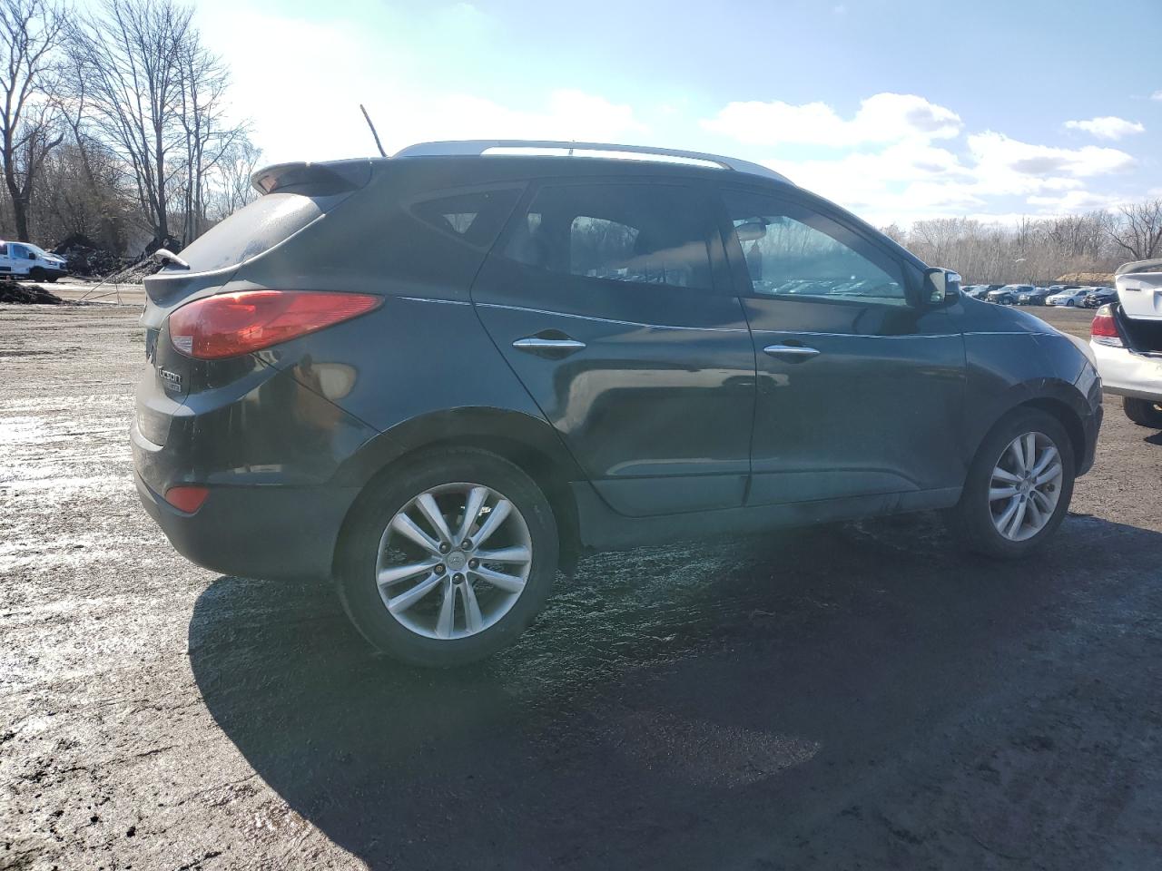2010 Hyundai Tucson VIN KM8JU3AC9AU082710 Copart auction photo, front end damage thumbnail 3