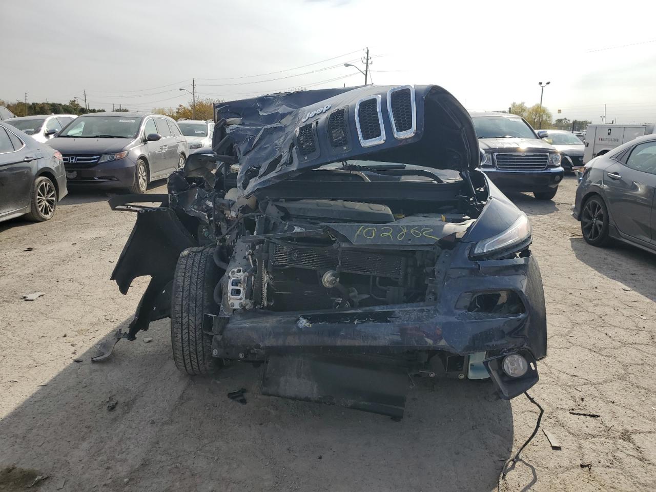 2016 Jeep Grand Cherokee VIN 1C4PJMCS4GW102862 Copart auction photo, front end / minor dent/scratches damage thumbnail 5