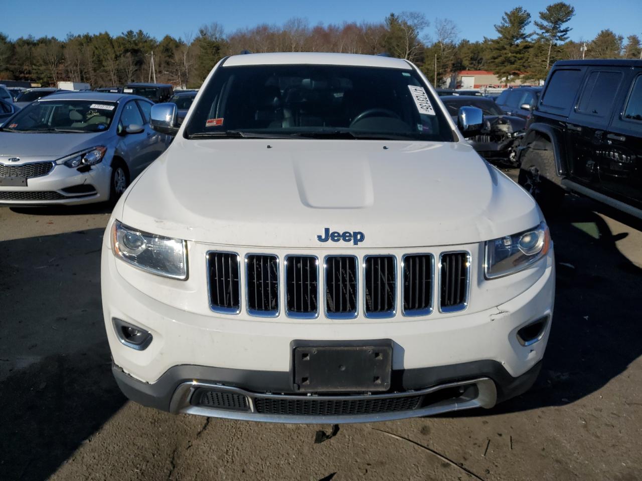 2015 Jeep Grand Cherokee VIN 1C4RJFBG4FC178812 Copart auction photo, rear end / minor dent/scratches damage thumbnail 5