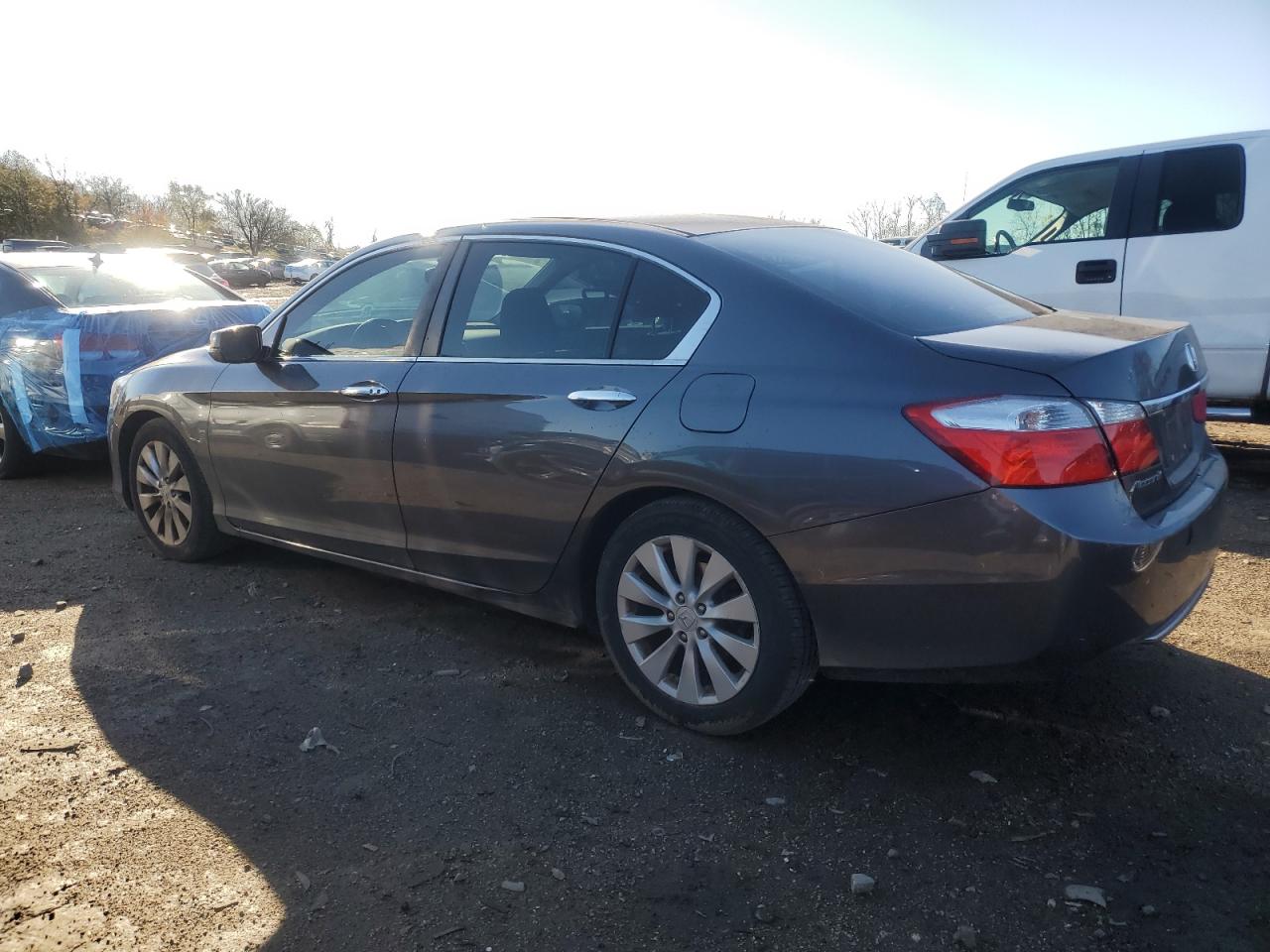 2014 Honda Accord VIN 1HGCR2F72EA002449 Copart auction photo, minor dent/scratches damage thumbnail 2