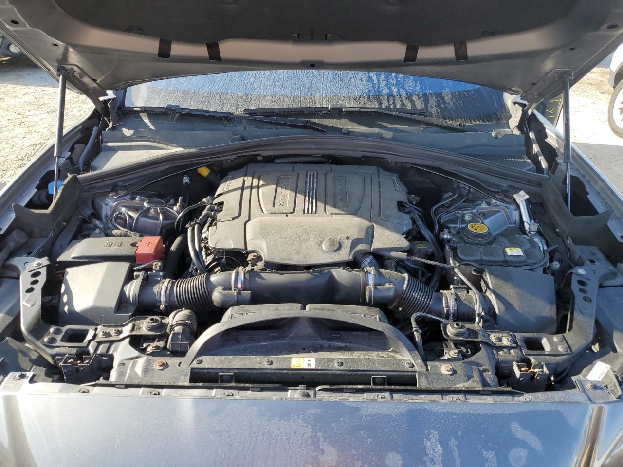 2017 Jaguar F-Pace VIN SADCJ2BV1HA882806 Copart auction photo, front end damage thumbnail 12