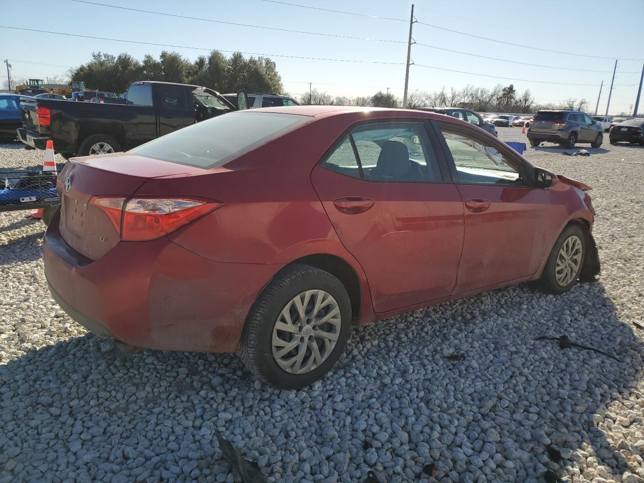 2018 Toyota Corolla VIN 5YFBURHE3JP806522 Copart auction photo, front end damage thumbnail 3