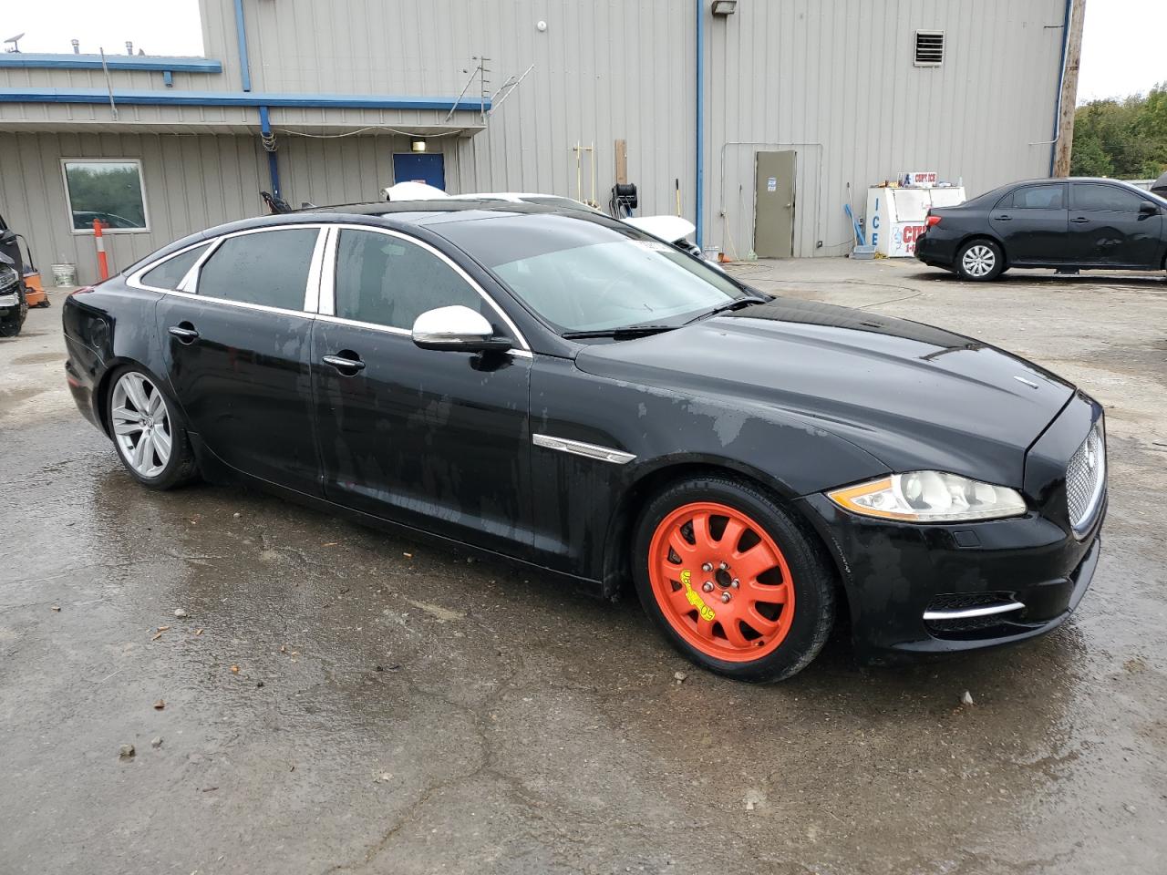 2013 Jaguar XJ VIN SAJWA2GB7DLV40560 Copart auction photo, front end / minor dent/scratches damage thumbnail 4