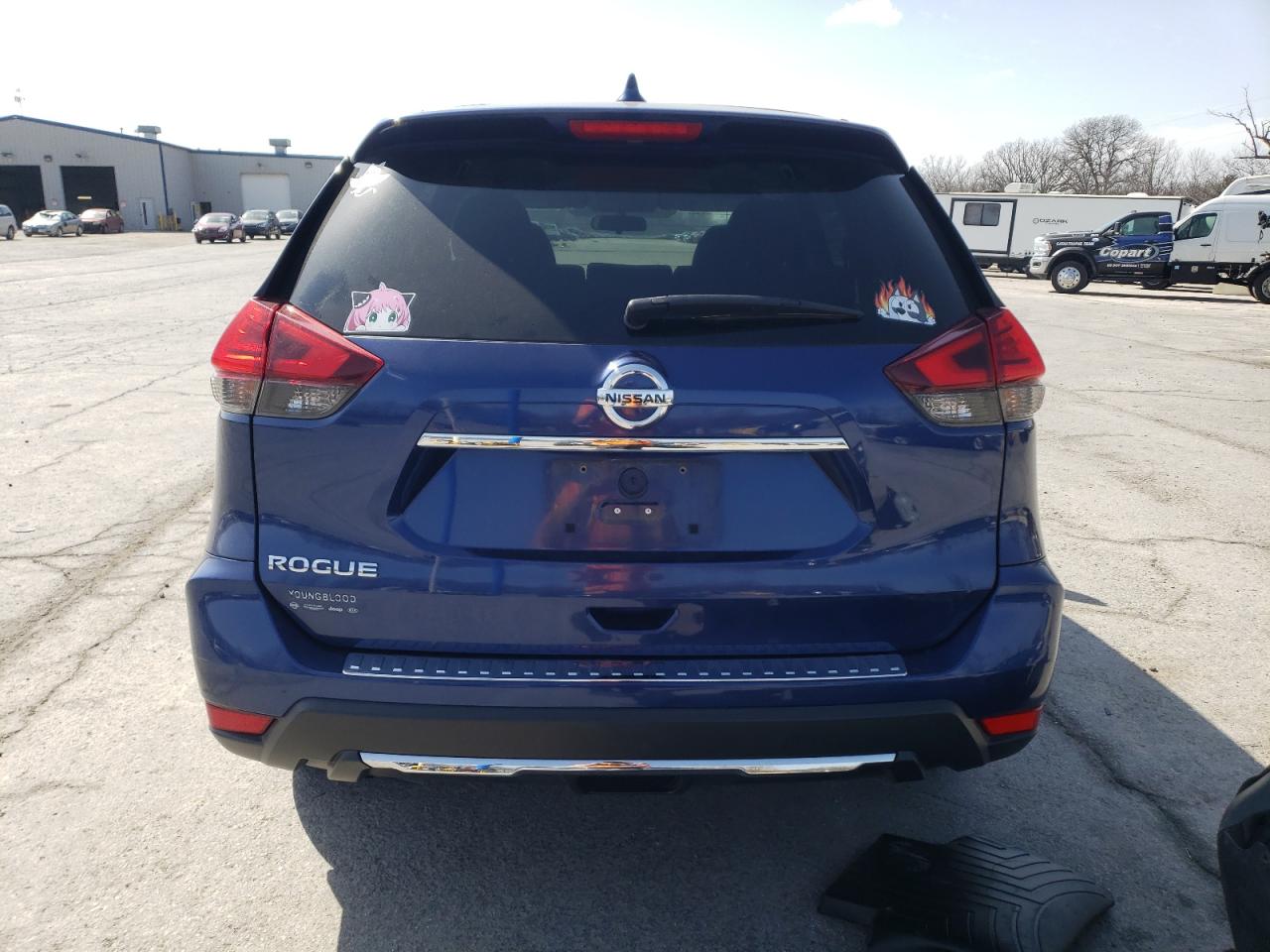 2017 Nissan Rogue VIN 5N1AT2MN9HC730671 Copart auction photo, front end / hail damage thumbnail 6