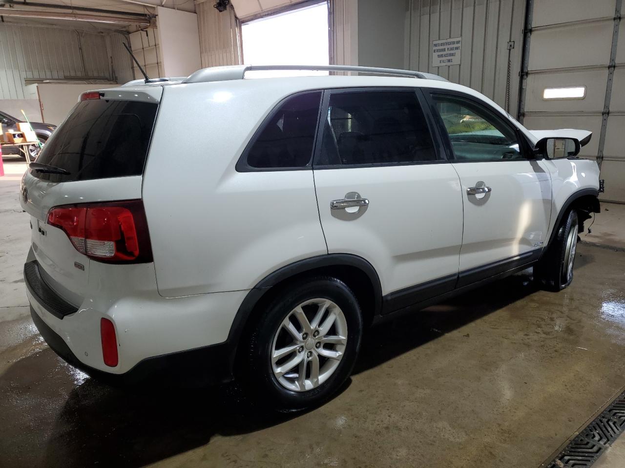 2014 KIA Sorento VIN 5XYKTDA63EG434814 Copart auction photo, front end damage thumbnail 3