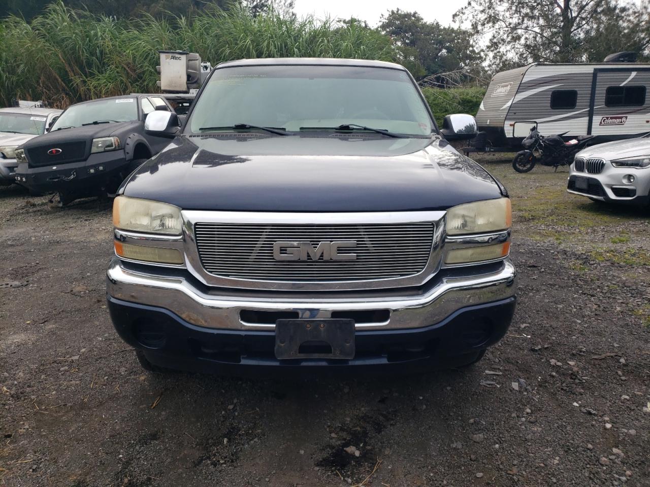 2006 GMC Sierra VIN 2GTEK13V061329534 Copart auction photo, rear end / frame damage damage thumbnail 5