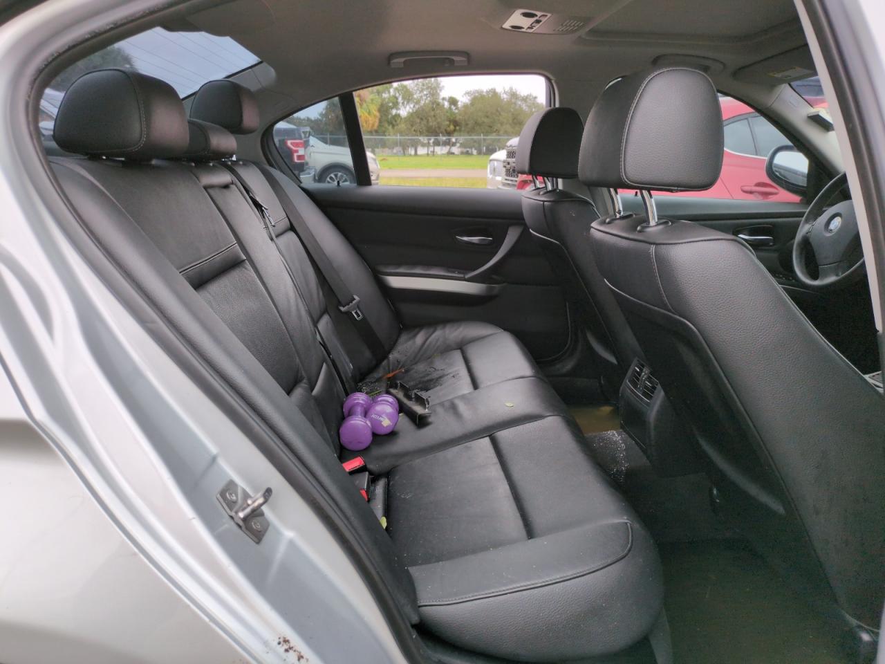 2011 BMW 3er VIN WBAPK7C5XBA820802 Copart auction photo, water/flood damage thumbnail 10