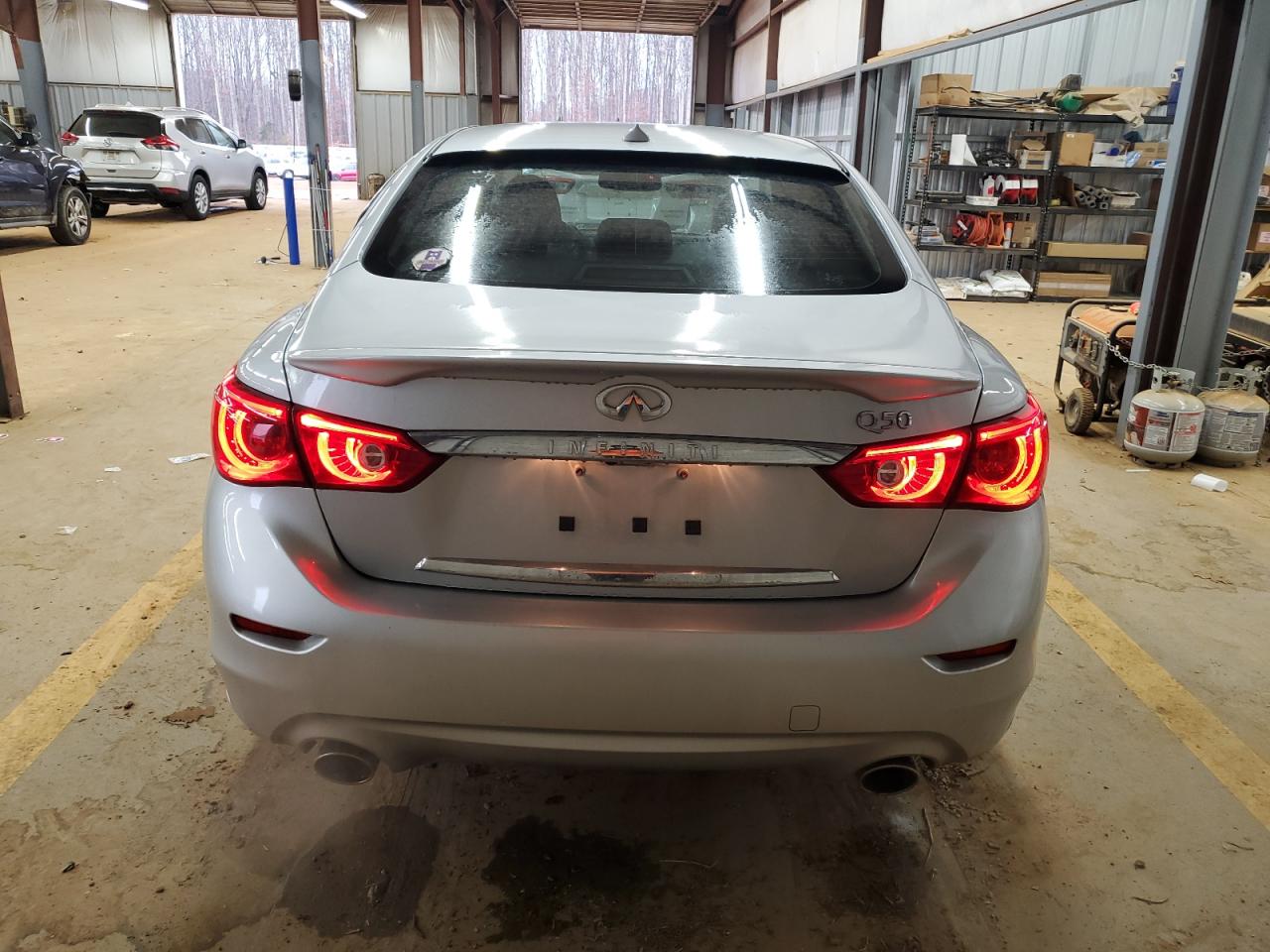 2014 Infiniti Q50 VIN JN1BV7AP4EM686688 Copart auction photo, side / rear end damage thumbnail 6