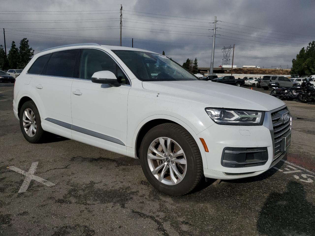 2019 Audi Q7 VIN WA1AHAF78KD024723 Copart auction photo, rear end damage thumbnail 4