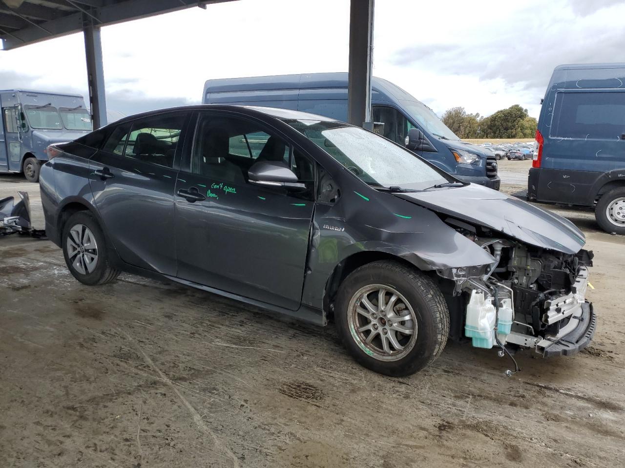 2017 Toyota Prius VIN JTDKARFU6H3048732 Copart auction photo, front end / side damage thumbnail 4