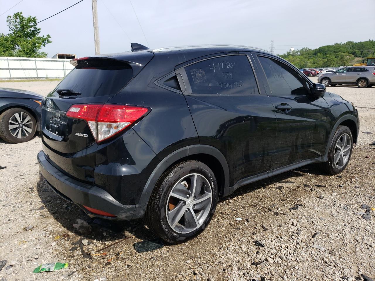 2022 Honda HR-V VIN 3CZRU6H5XNM765682 Copart auction photo, side / front end damage thumbnail 3