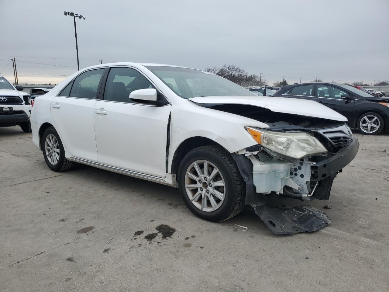 2012 Toyota Camry VIN 4T1BF1FK6CU522758 Copart auction photo, front end / hail damage thumbnail 4