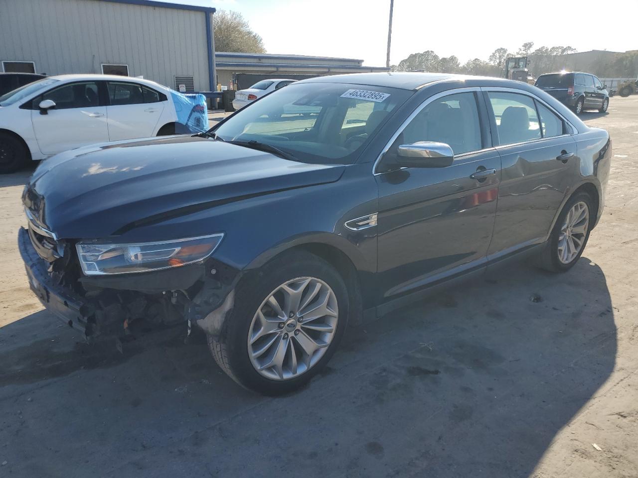 2017 Ford Taurus VIN 1FAHP2F81HG128182