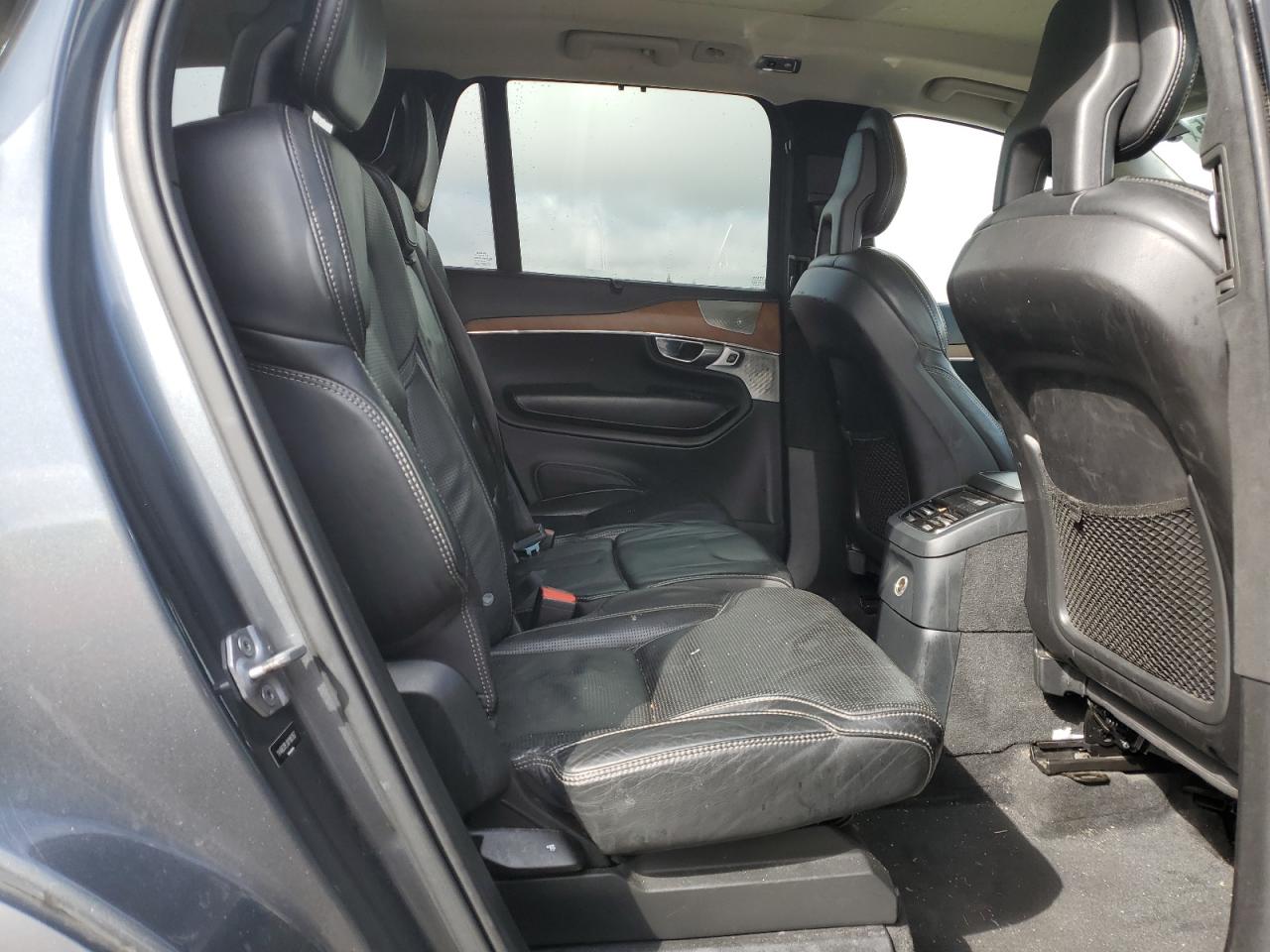 2017 Volvo XC90 VIN YV4BC0PL8H1185157 Copart auction photo, rear end damage thumbnail 11