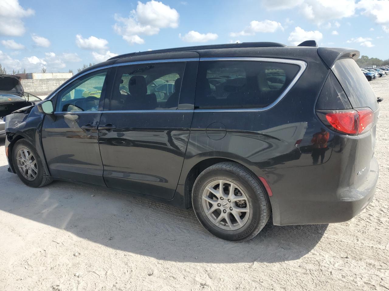 2021 Chrysler Voyager VIN 2C4RC1DG4MR539082 Copart auction photo, front end damage thumbnail 2