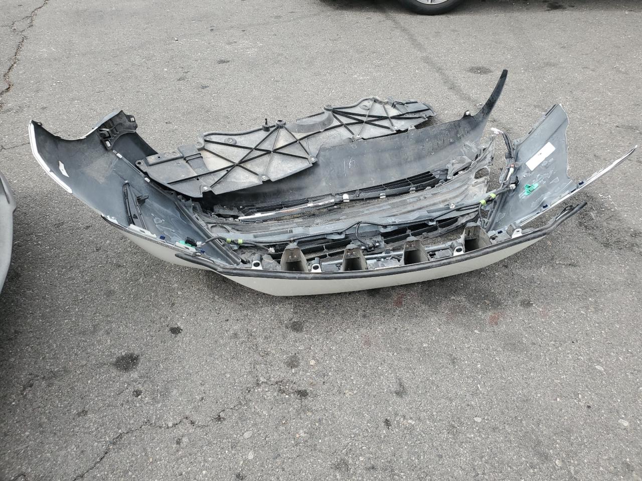 2021 Toyota Venza VIN JTEAAAAH2MJ065925 Copart auction photo, front end damage thumbnail 13