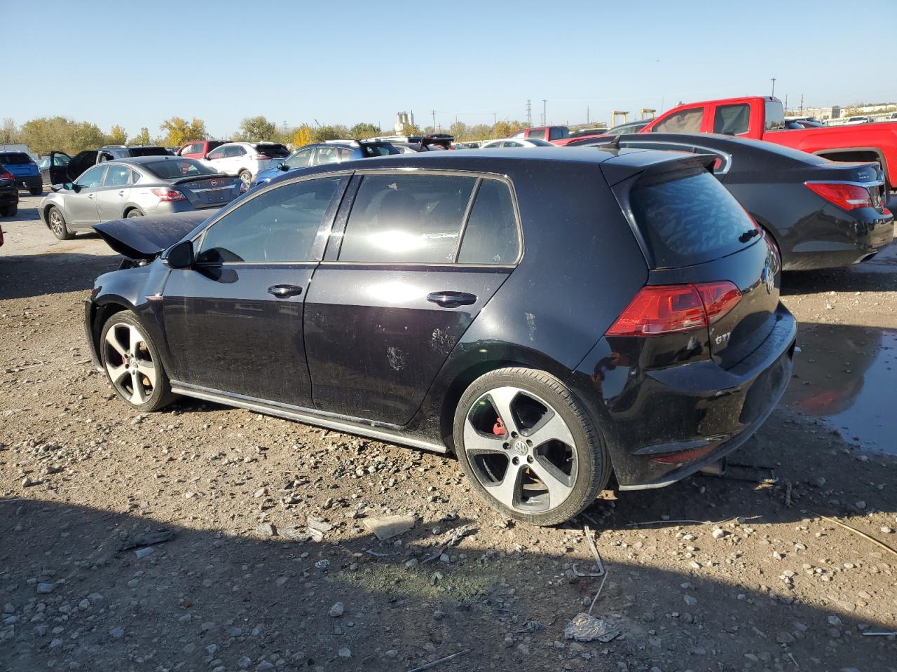 2015 Volkswagen GTI VIN 3VW5T7AU5FM100458 Copart auction photo, front end damage thumbnail 2