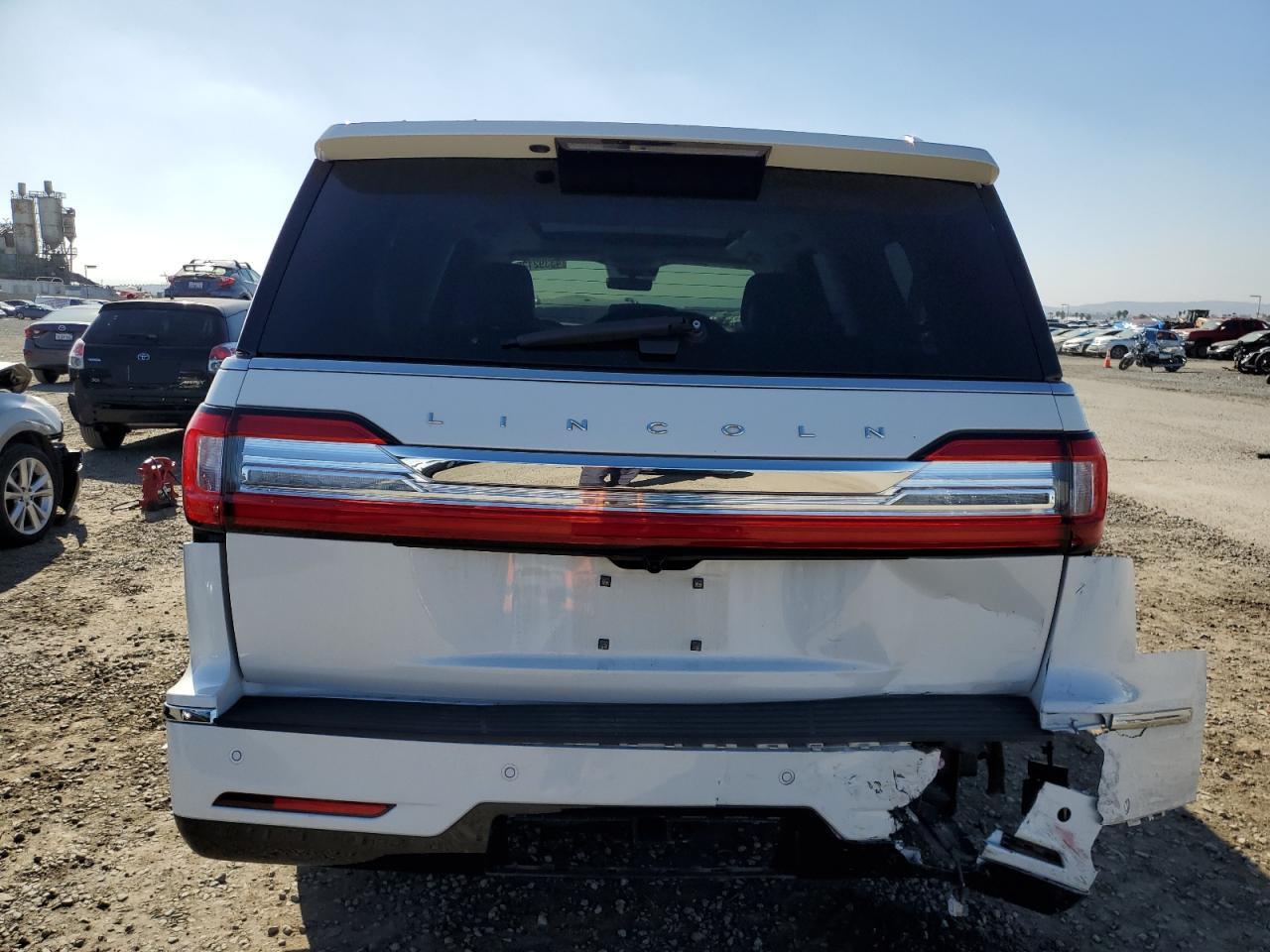 2020 Lincoln Navigator VIN 5LMJJ3LT2LEL23118 Copart auction photo, rear end damage thumbnail 6