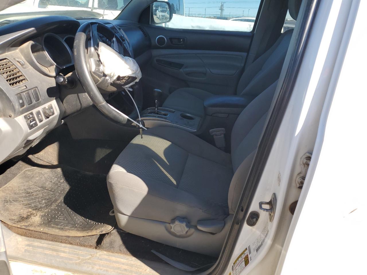 2012 Toyota Tacoma VIN 3TMLU4EN6CM101381 Copart auction photo, front end / frame damage damage thumbnail 7