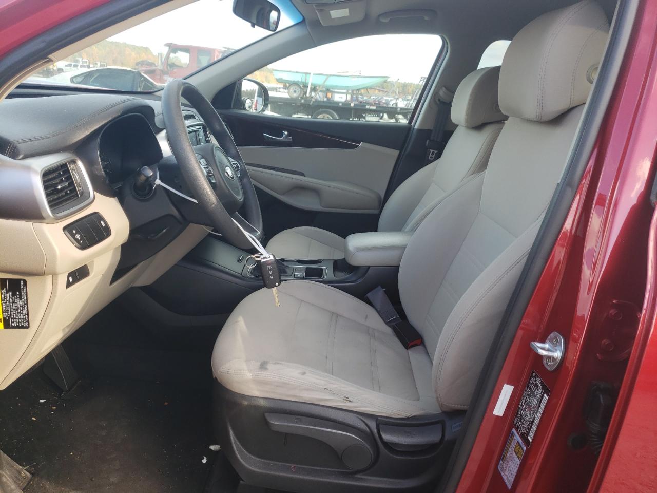 2017 KIA Sorento VIN 5XYPG4A52HG305744 Copart auction photo, front end / side damage thumbnail 7