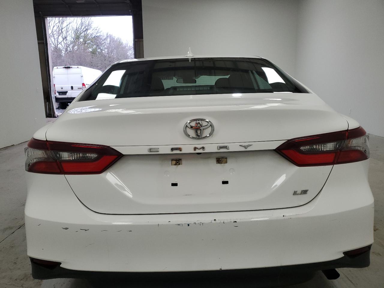 2021 Toyota Camry VIN 4T1C11AK9MU587440 Copart auction photo, front end damage thumbnail 6
