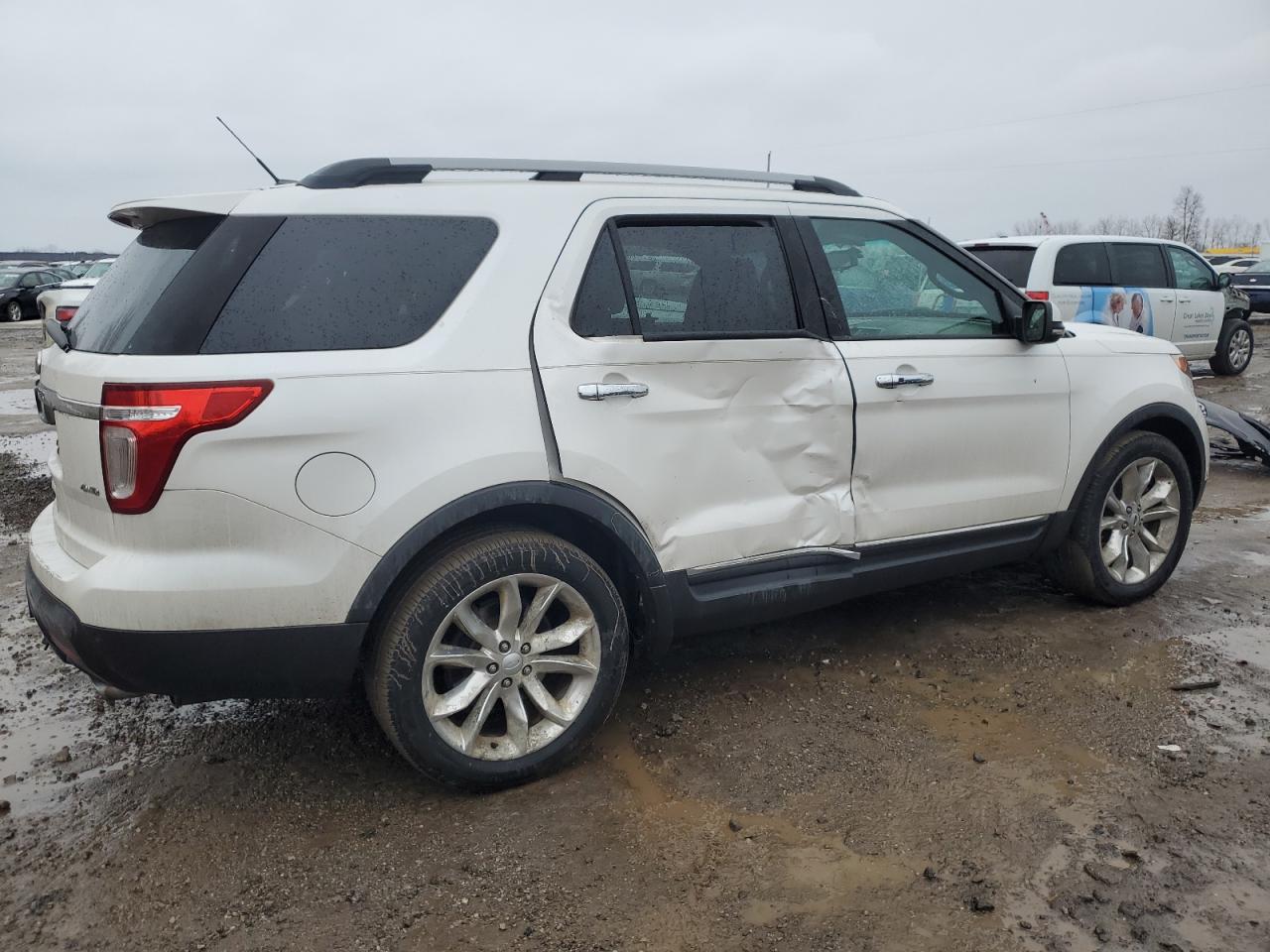 2012 Ford Explorer VIN 1FMHK8F82CGA55775 Copart auction photo, side / minor dent/scratches damage thumbnail 3