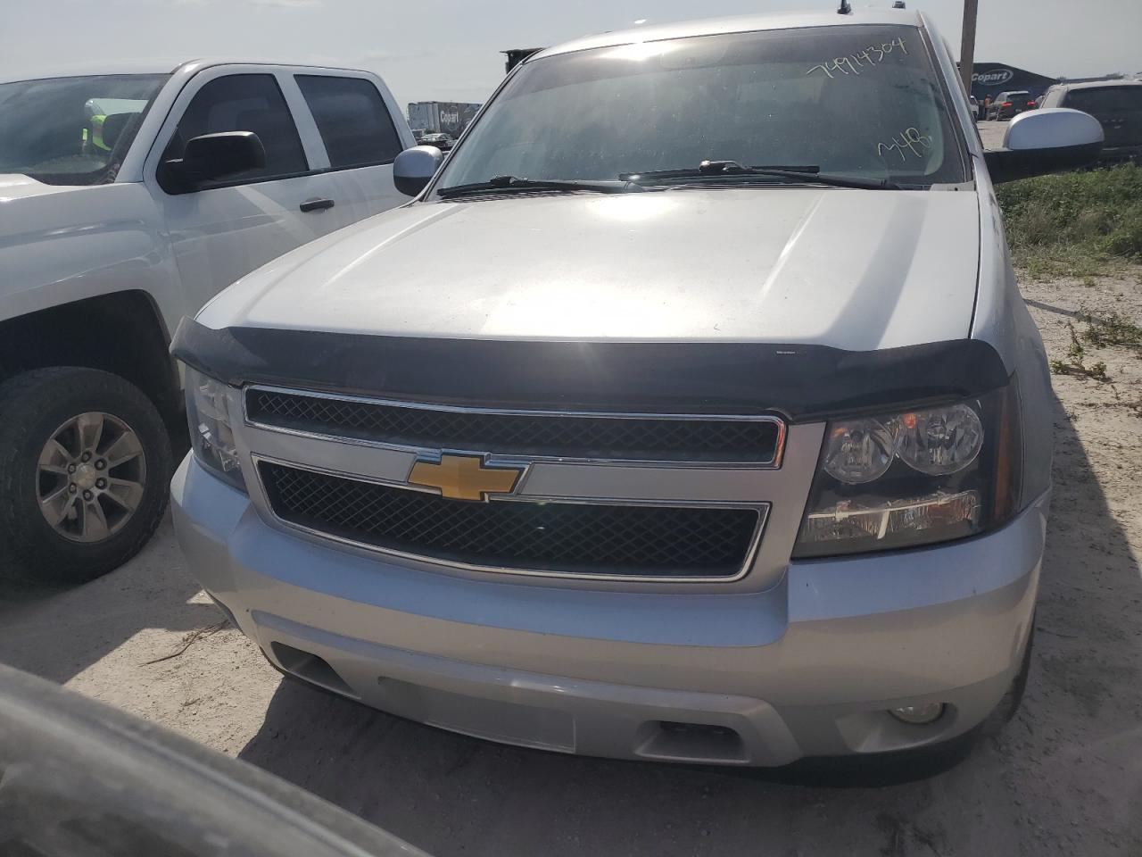 2013 Chevrolet Suburban VIN 1GNSKJE71DR110207 Copart auction photo, water/flood damage thumbnail 5