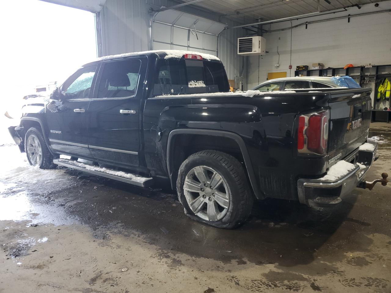 2017 GMC Sierra VIN 3GTU2NEJ6HG186550 Copart auction photo, front end damage thumbnail 2