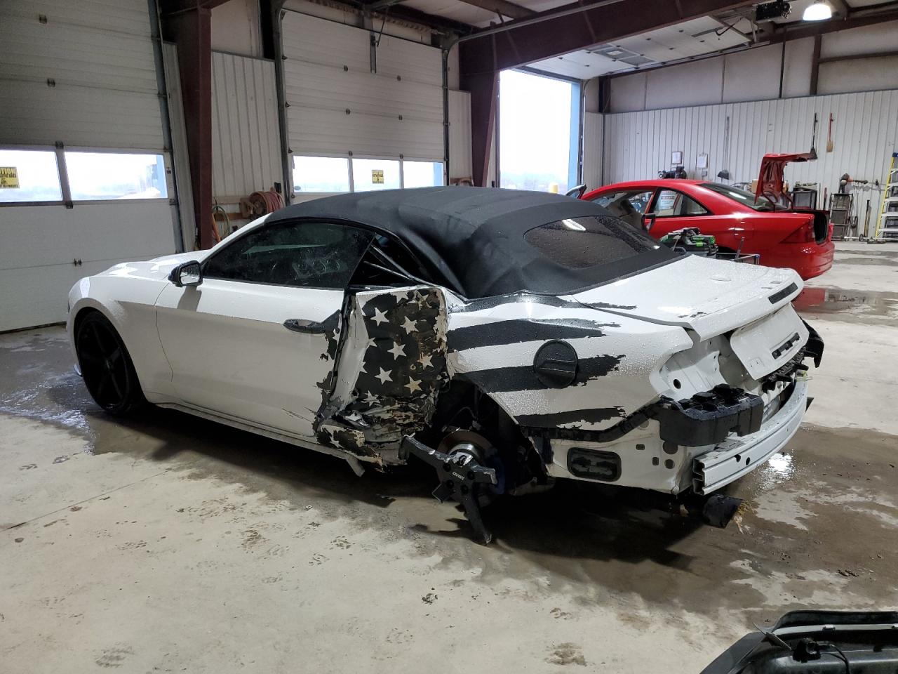 2020 Ford Mustang VIN 1FATP8UH9L5143081 Copart auction photo, side damage thumbnail 2