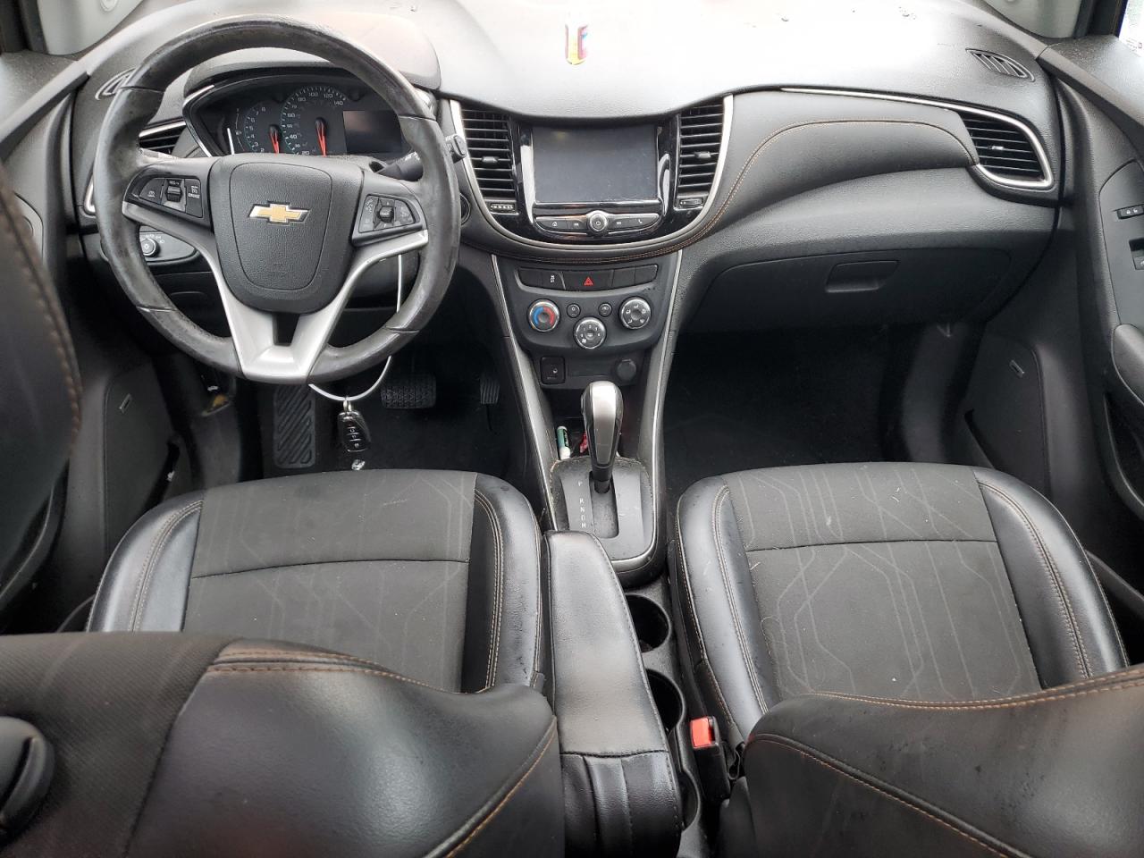 2017 Chevrolet Trax VIN 3GNCJPSB6HL183279 Copart auction photo, water/flood damage thumbnail 8