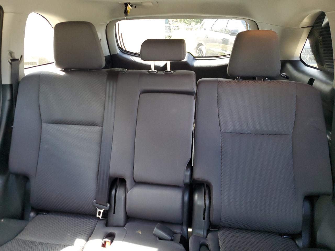 2019 Toyota Highlander VIN 5TDBZRFHXKS747184 Copart auction photo, front end / side damage thumbnail 10
