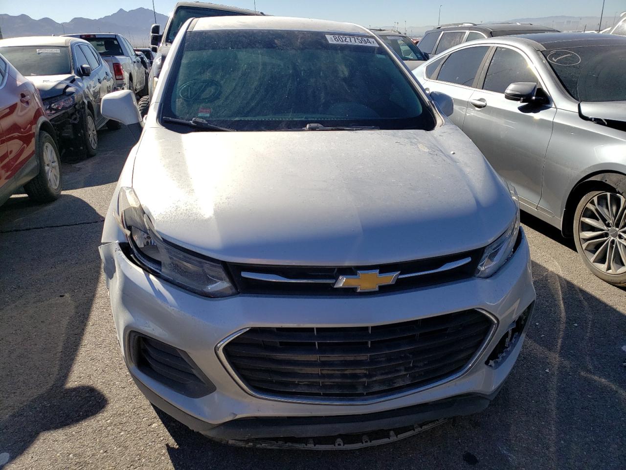 2018 Chevrolet Trax VIN KL7CJKSB5JB733264 Copart auction photo, front end / side damage thumbnail 5