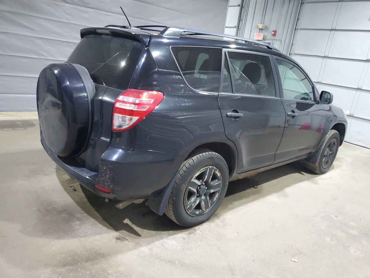 2011 Toyota RAV 4 VIN 2T3BF4DV2BW131448 Copart auction photo, normal wear / minor dent/scratches damage thumbnail 3