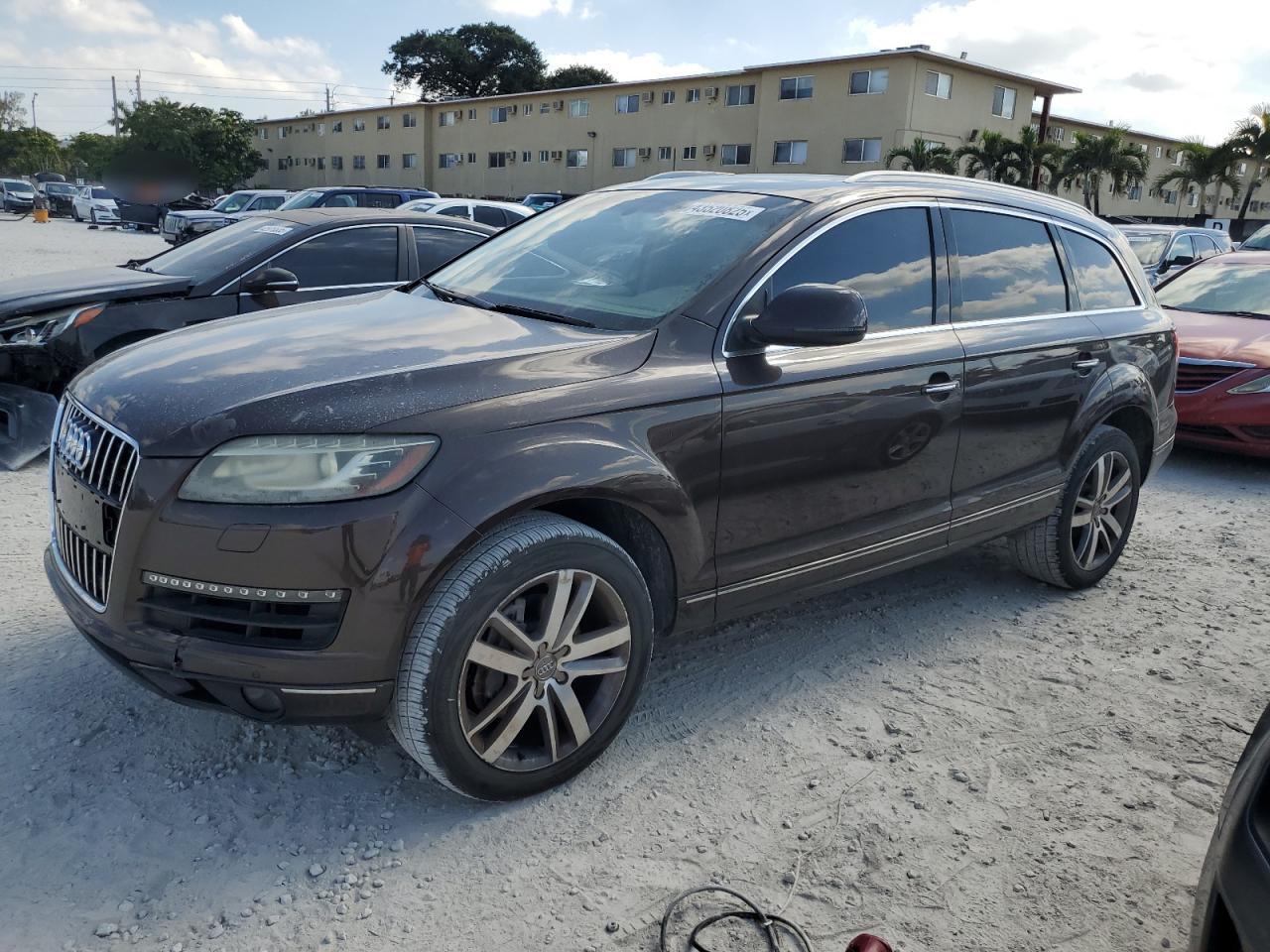 2014 Audi Q7 VIN WA1LGAFE6ED010351