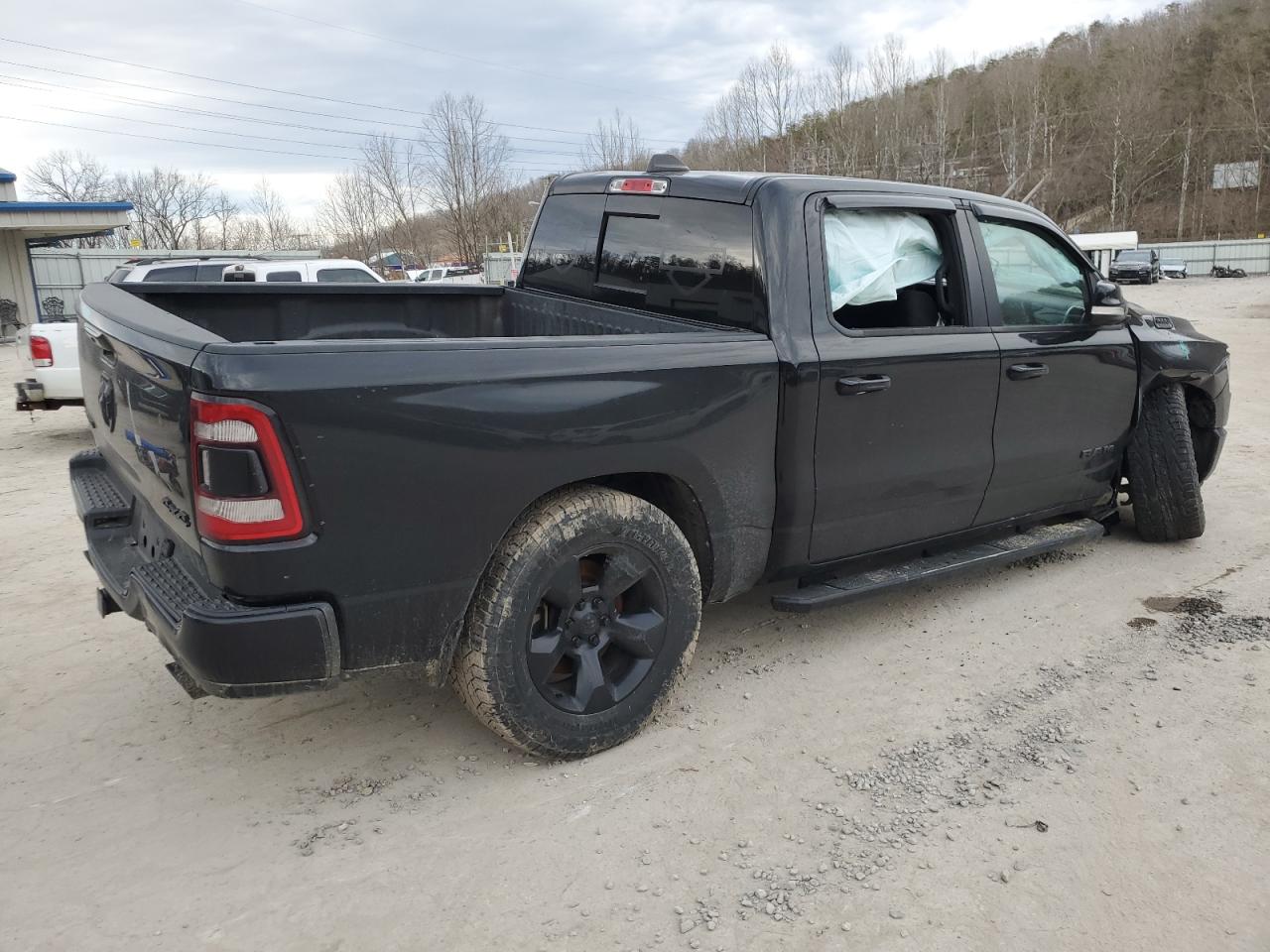 2019 RAM 1500 VIN 1C6SRFFT3KN523397 Copart auction photo, rollover damage thumbnail 3