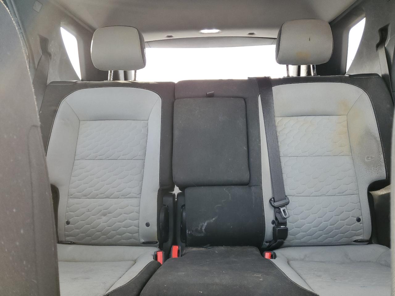 2019 Chevrolet Equinox VIN 3GNAXSEV2KS563540 Copart auction photo, front end / minor dent/scratches damage thumbnail 10