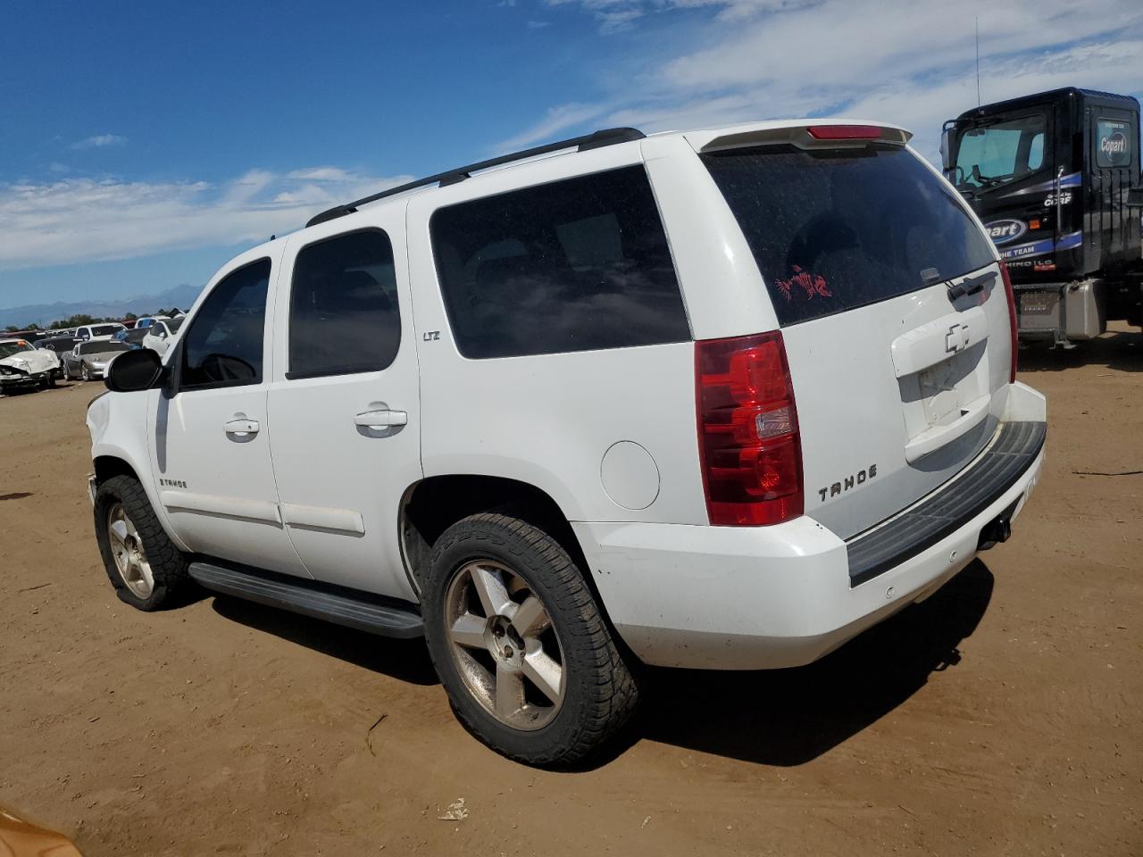 2007 Chevrolet Tahoe VIN 1GNFK13017R103981 Copart auction photo, front end damage thumbnail 2