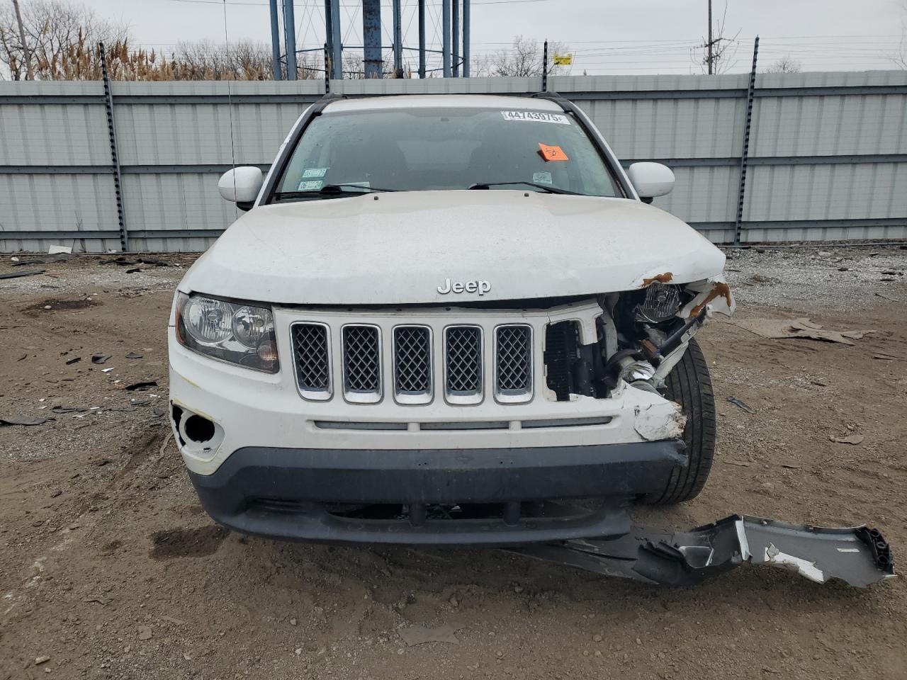 2016 Jeep Compass VIN 1C4NJCEA2GD716410 Copart auction photo, front end / side damage thumbnail 5