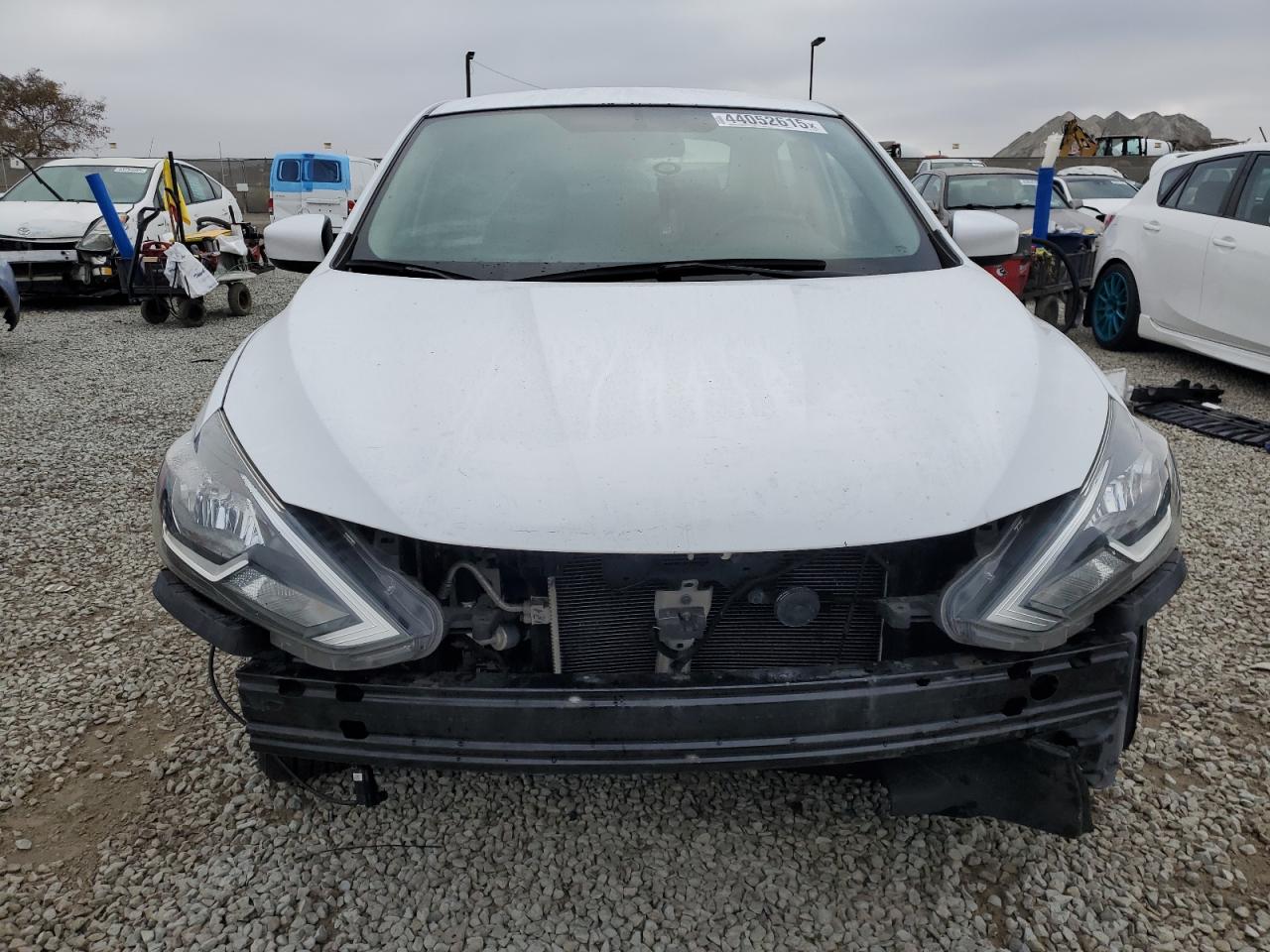 2017 Nissan Sentra VIN 3N1AB7AP1HY391652 Copart auction photo, front end damage thumbnail 5