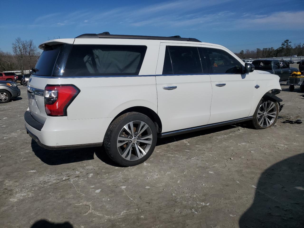 2021 Ford Expedition VIN 1FMJK1PT4MEA43247 Copart auction photo, front end damage thumbnail 3