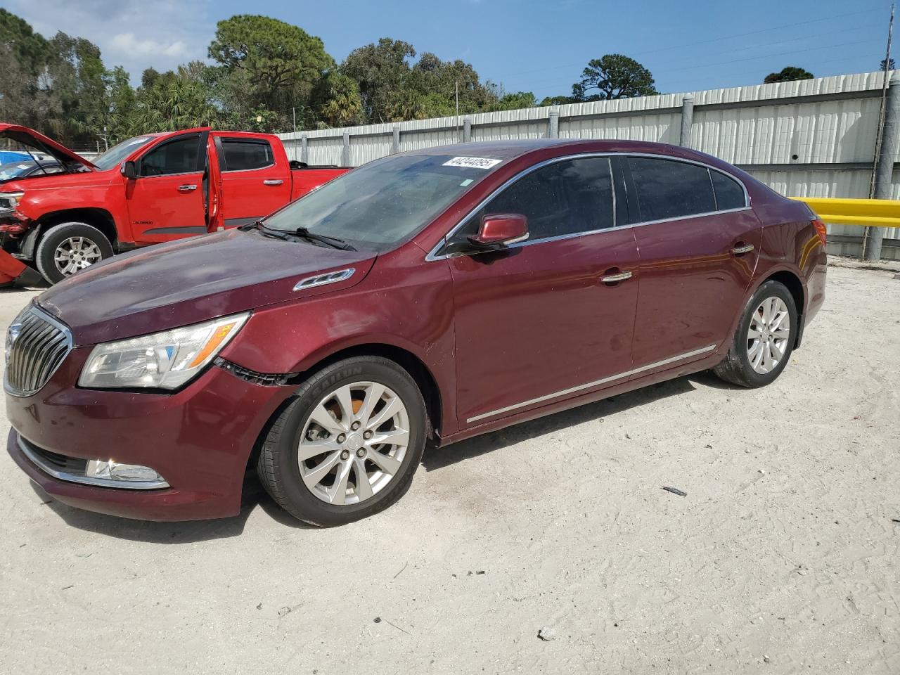 2015 Buick LaCrosse VIN 1G4GB5GR2FF275204